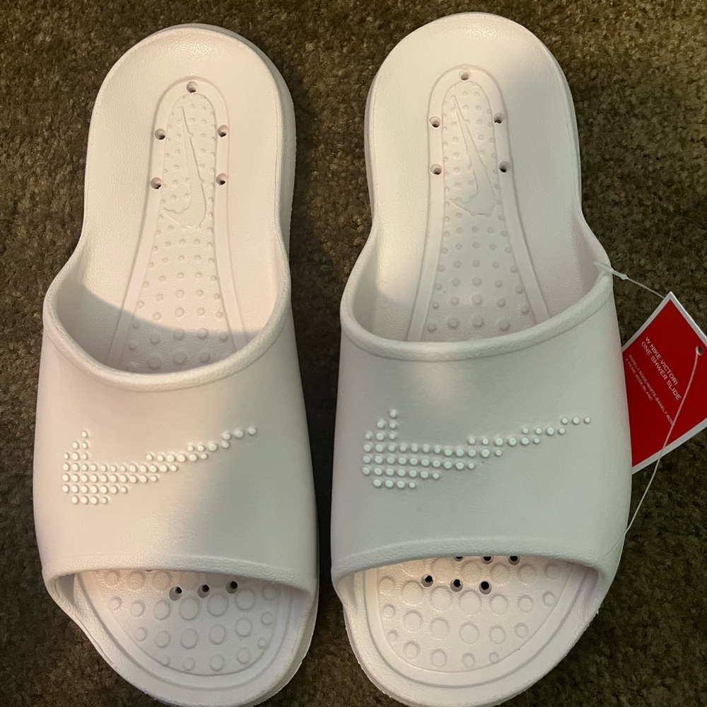Nike slides